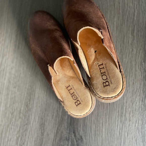 Born Selina Leather Distressed Slip On Mule Shoes - Picture 7 of 9